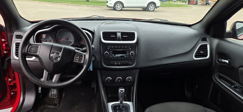 2012 Dodge Avenger Image 6