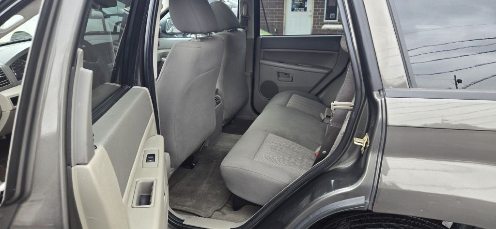 2006 Jeep Grand Cherokee Image 7
