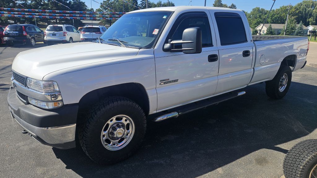 2002 Chevrolet Silverado 1500 Image 2