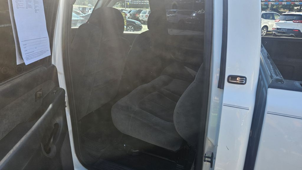 2002 Chevrolet Silverado 1500 Image 7