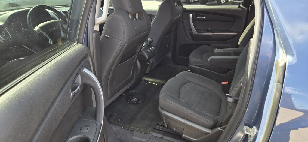 2012 GMC Acadia Image 8