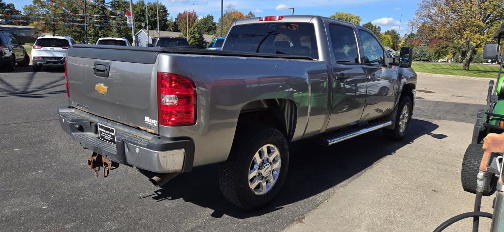 2012 Chevrolet Silverado 1500 Image 2