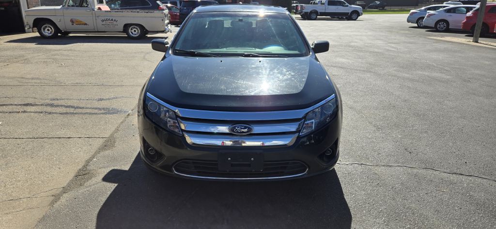 2010 Ford Fusion Image 2