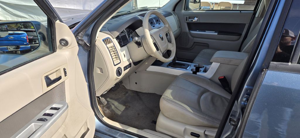 2010 Mercury Mariner Image 5