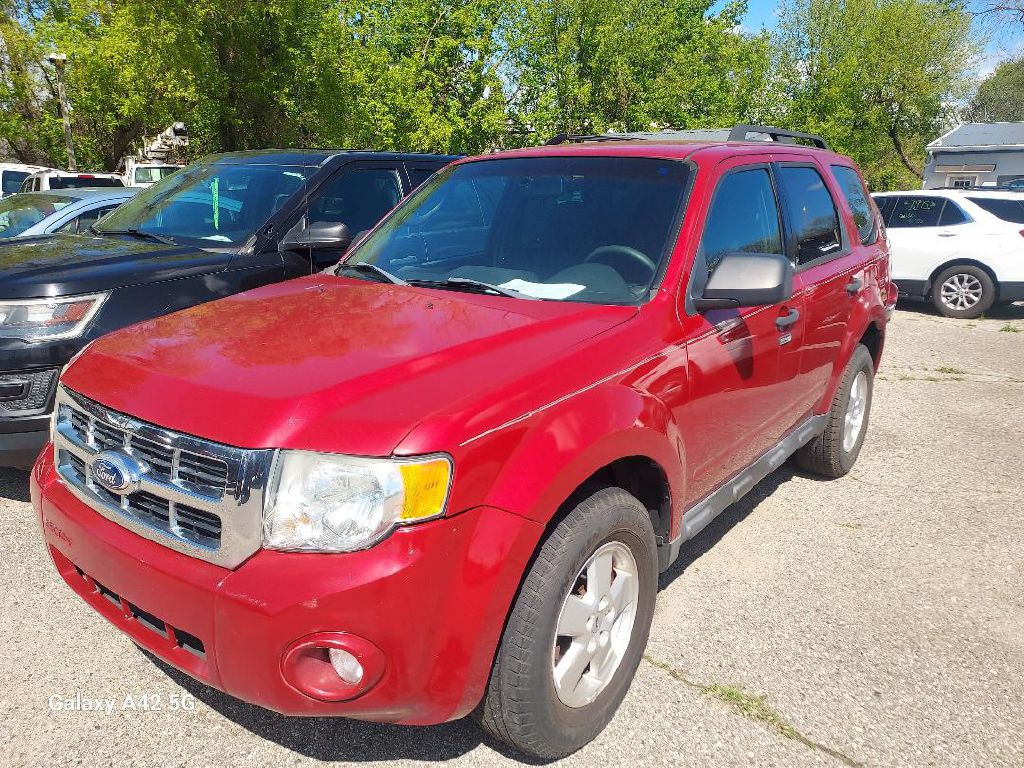 2011 Ford Escape Image 1