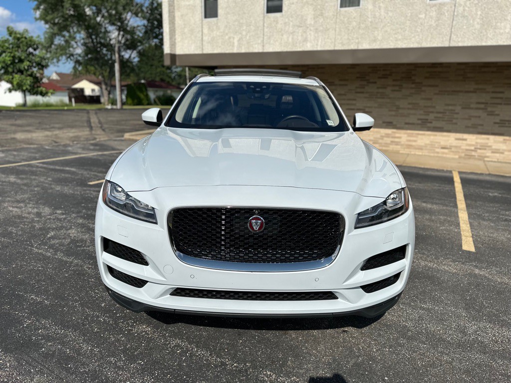 2019 Jaguar F-PACE Image 6