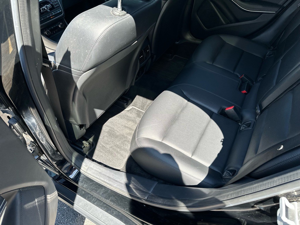 2015 Mercedes-Benz GLA-Class Image 10