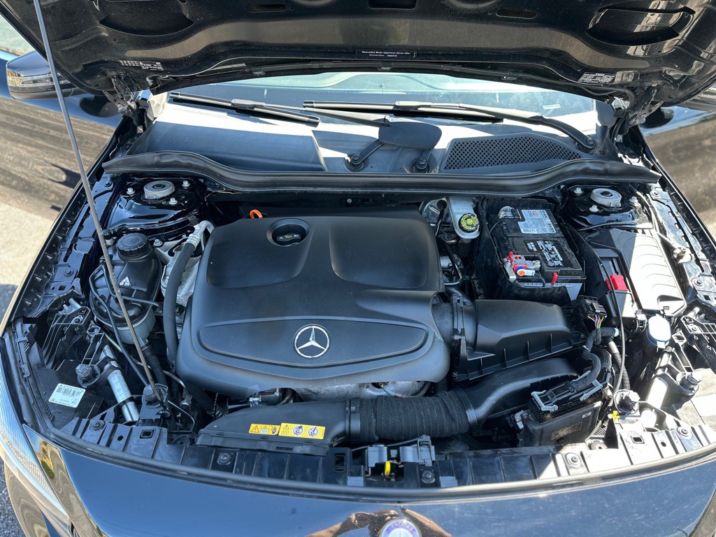 2015 Mercedes-Benz GLA-Class Image 18