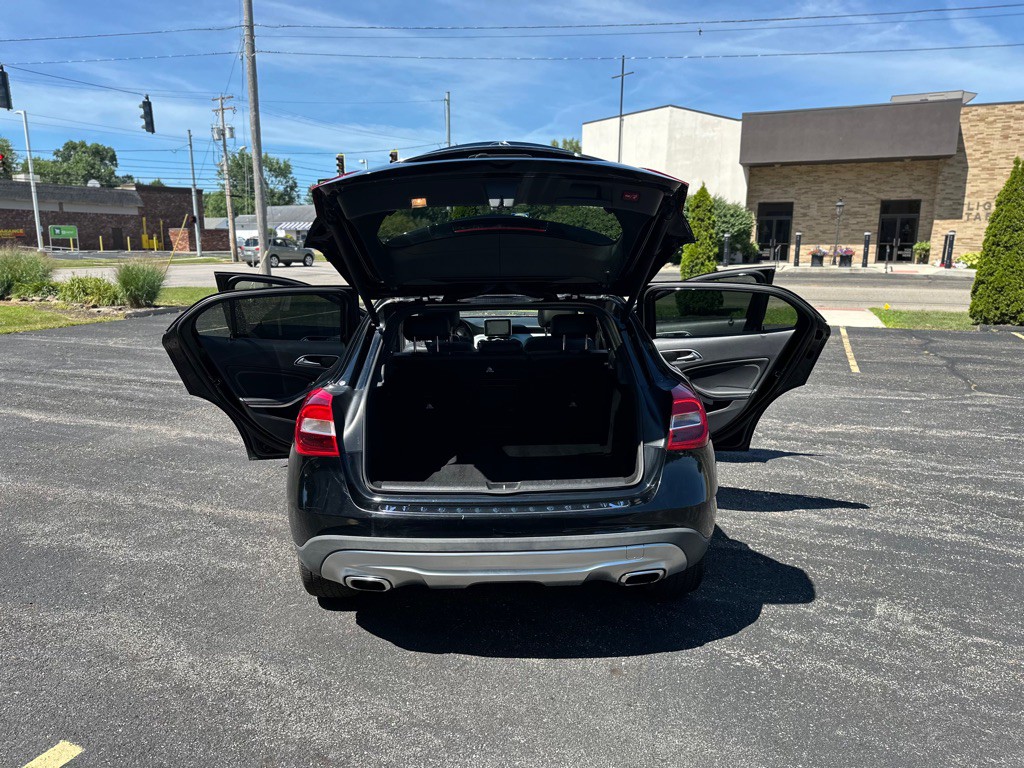 2015 Mercedes-Benz GLA-Class Image 19
