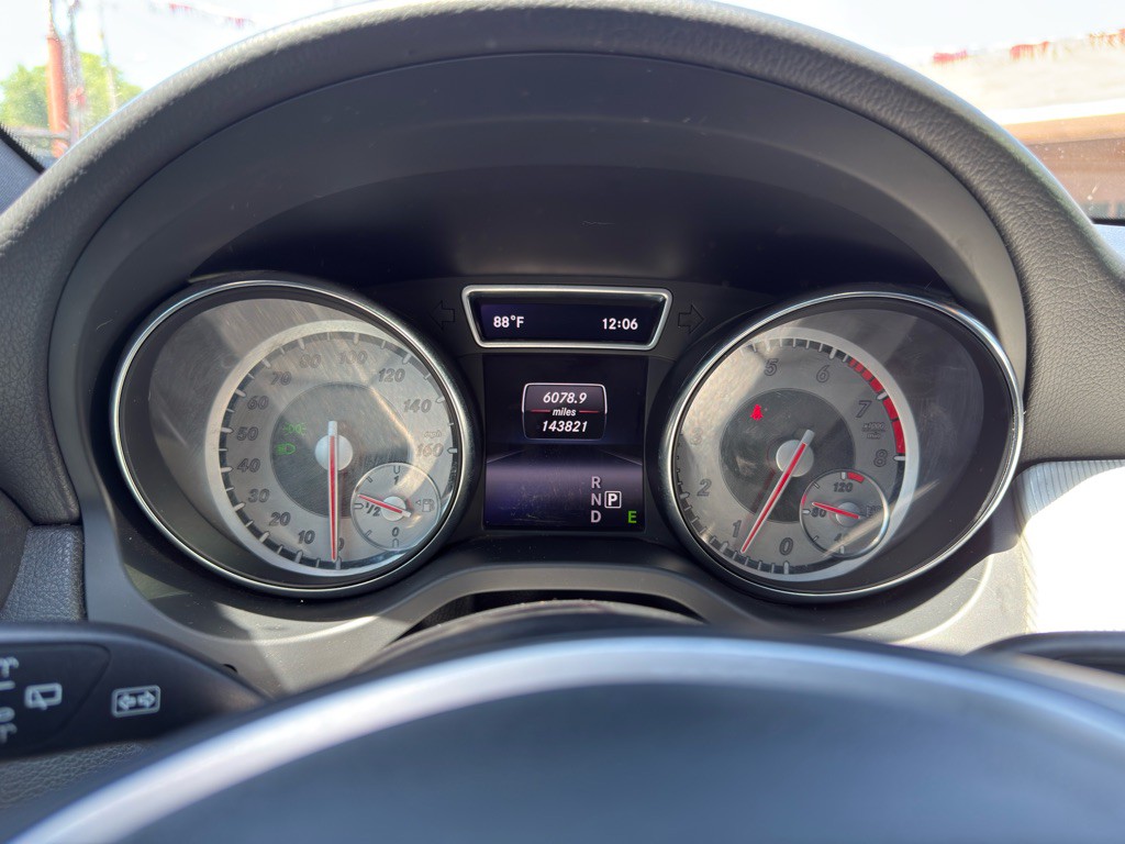 2015 Mercedes-Benz GLA-Class Image 27