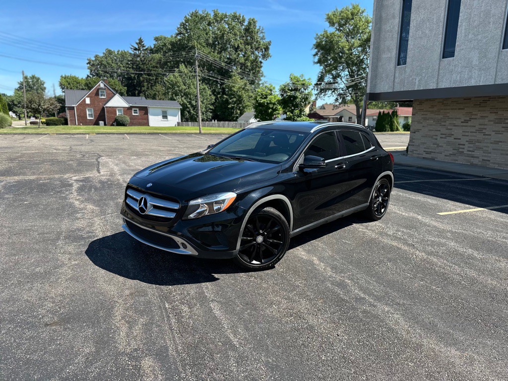 2015 Mercedes-Benz GLA-Class Image 1