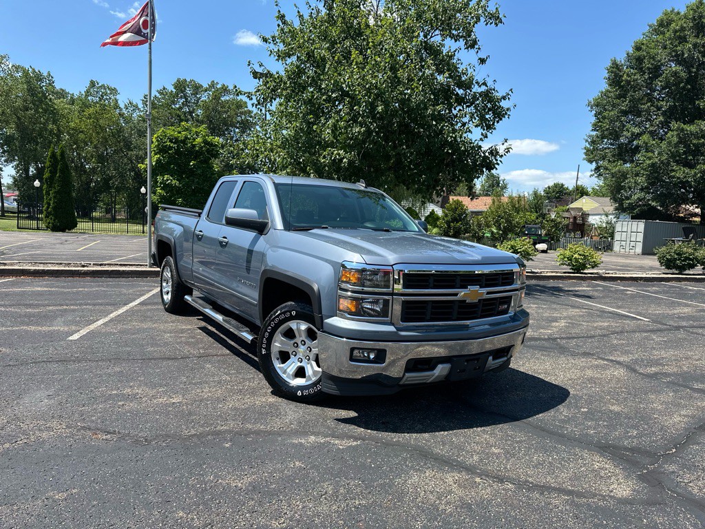 2015 Chevrolet Silverado 1500 Image 2