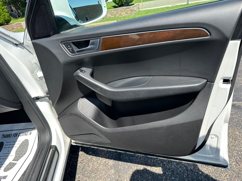 2012 Audi Q5 Image 16