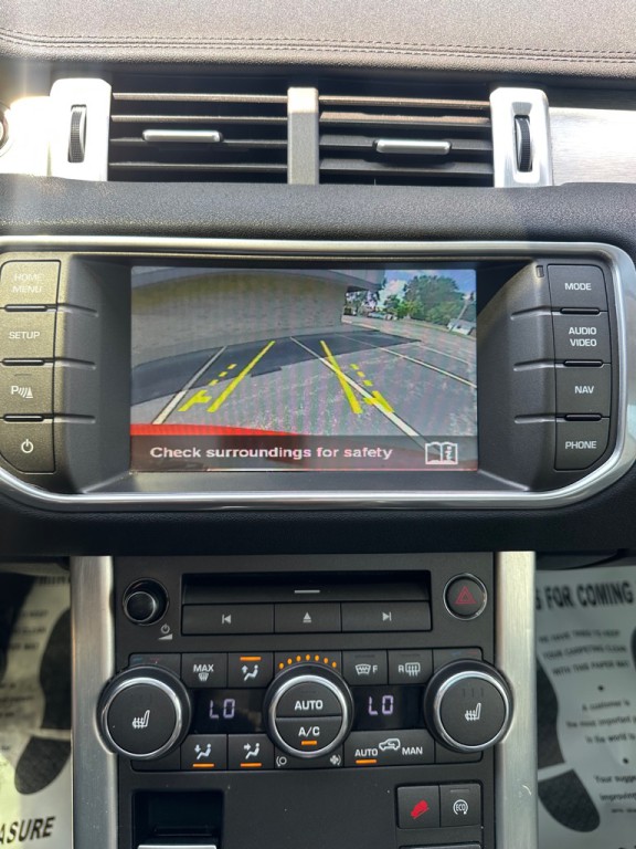2015 Land Rover Range Rover Evoque Image 25
