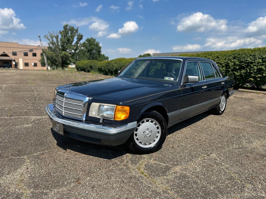 1988 Mercedes-Benz 420-Class Image 3