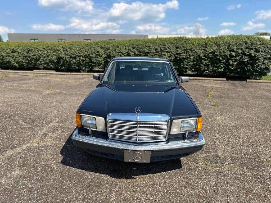 1988 Mercedes-Benz 420-Class Image 6