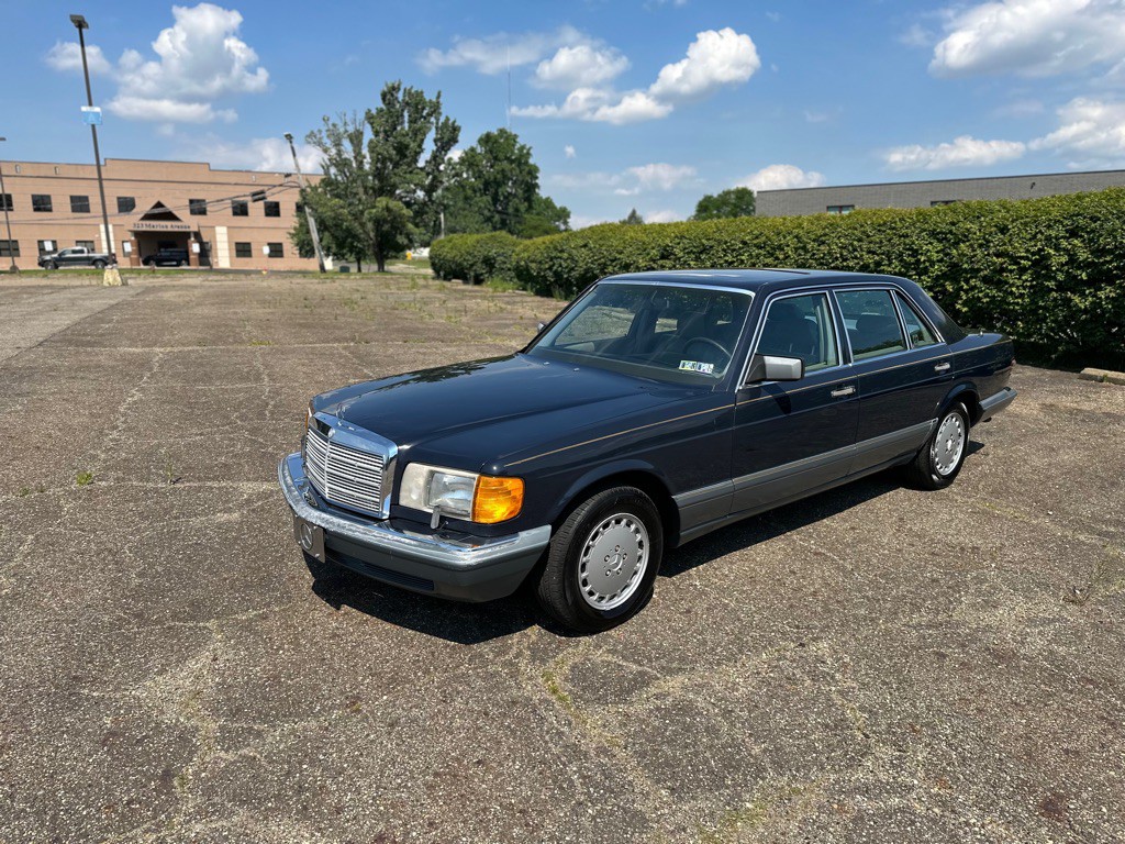 1988 Mercedes-Benz 420-Class Image 7