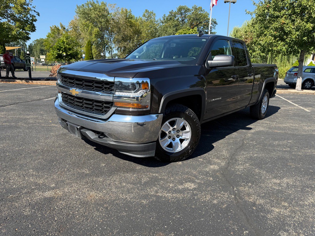 2018 Chevrolet Silverado 1500 Image 2