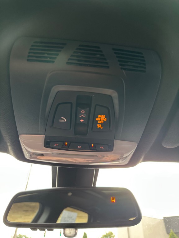 2016 BMW 3 Series Image 28