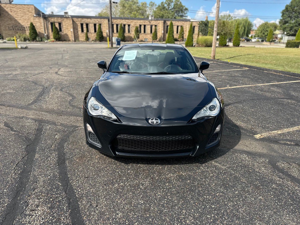 2013 Scion FR-S Image 32