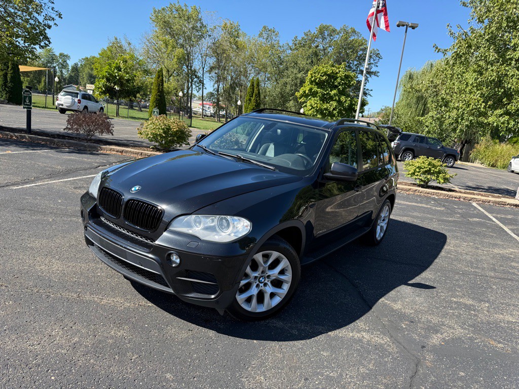 2013 BMW X5 Image 2