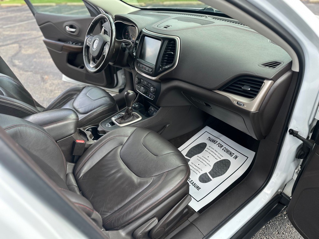 2014 Jeep Cherokee Image 15