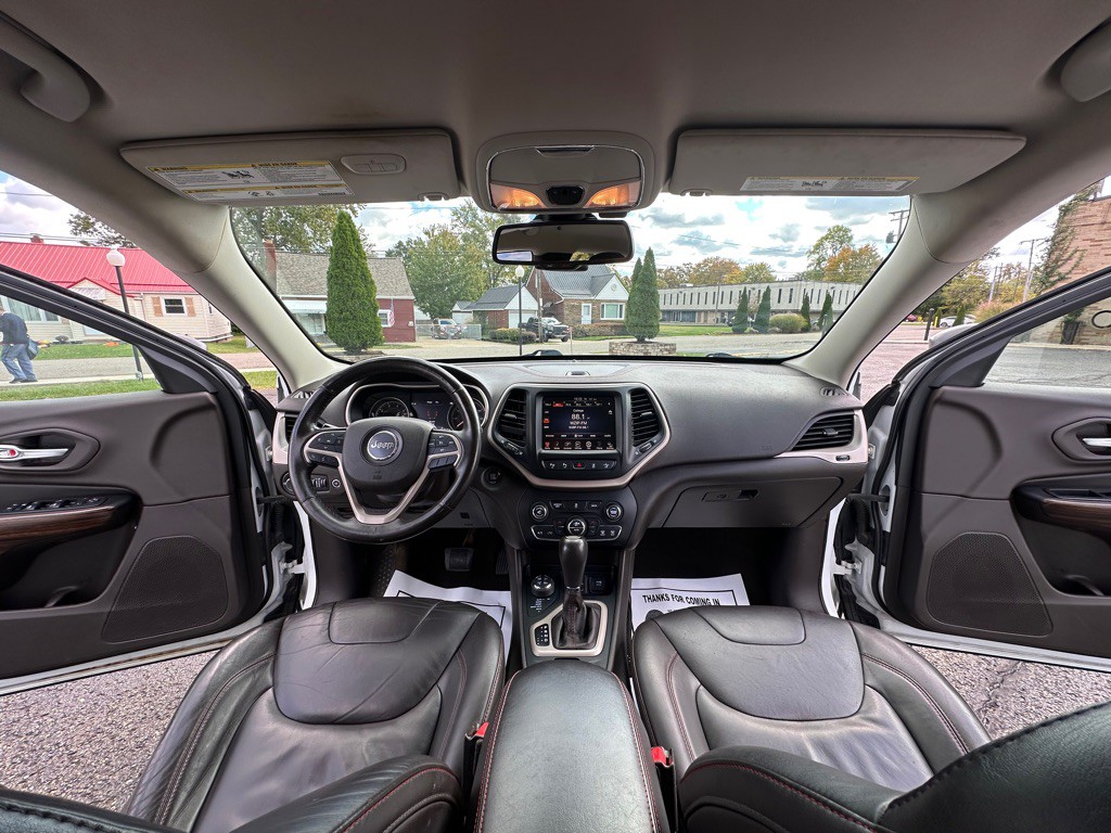 2014 Jeep Cherokee Image 16