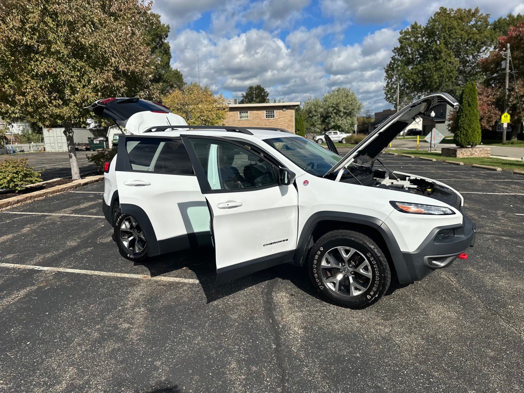 2014 Jeep Cherokee Image 23
