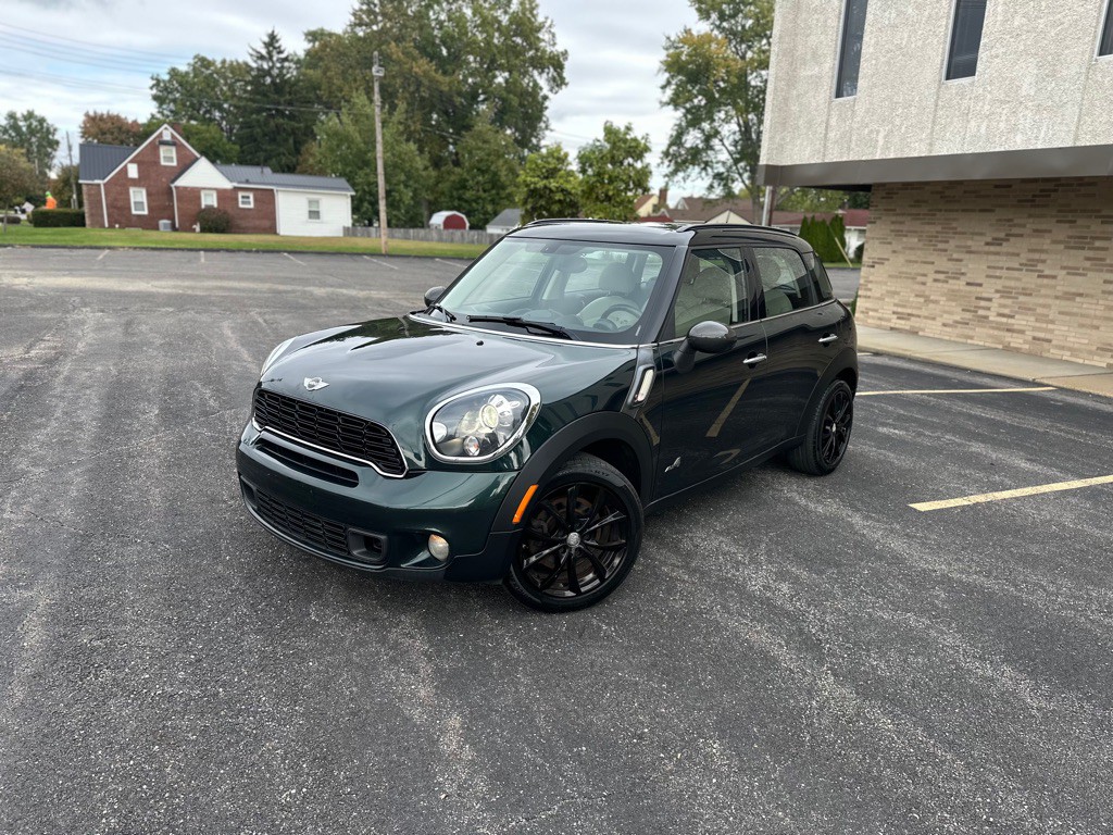 2012 MINI Cooper Image 1