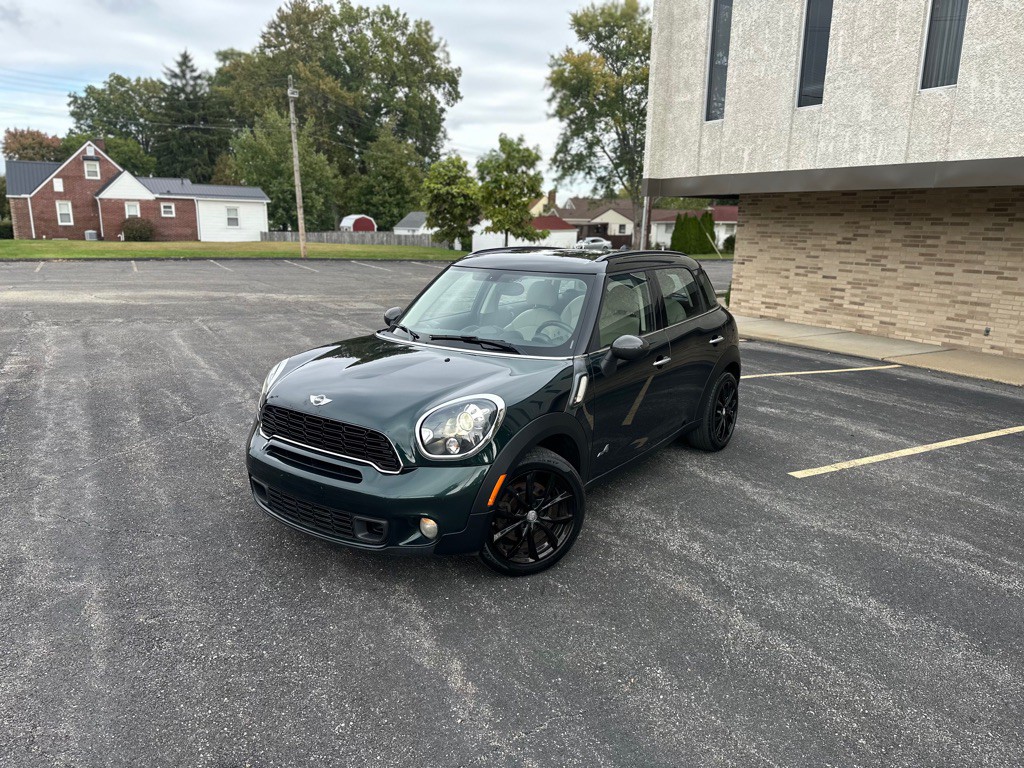 2012 MINI Cooper Image 2