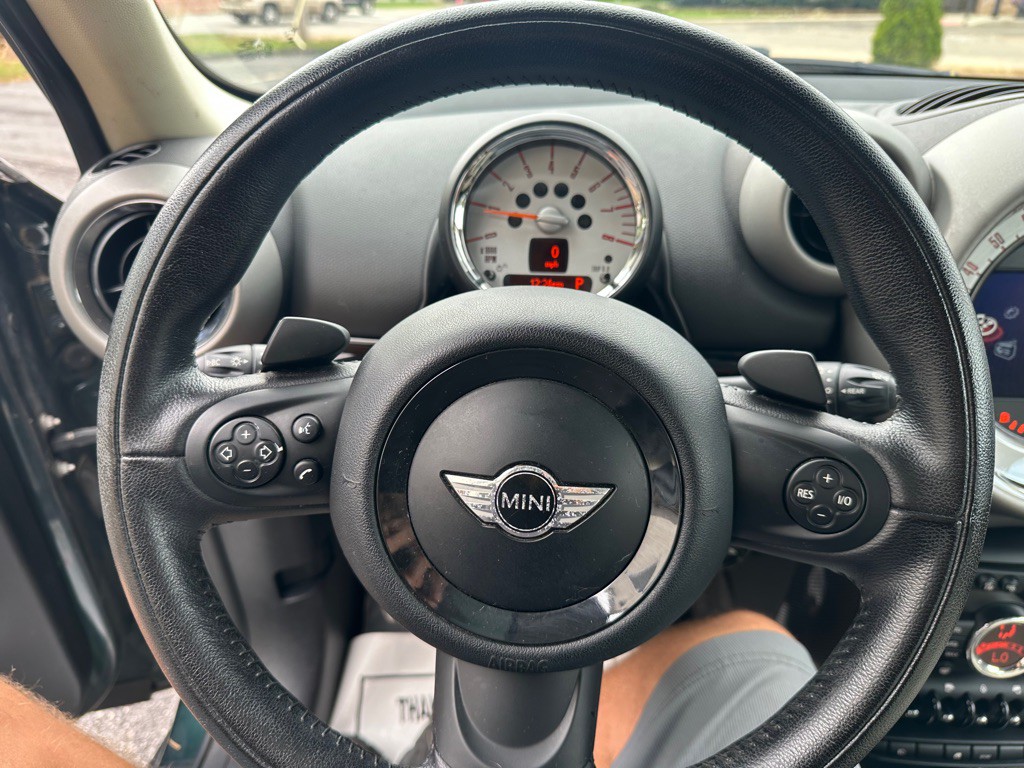 2012 MINI Cooper Image 29