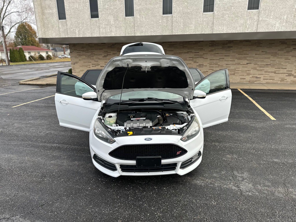 2017 Ford Focus Image 29