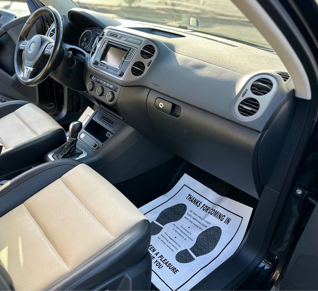 2016 Volkswagen Tiguan Image 16