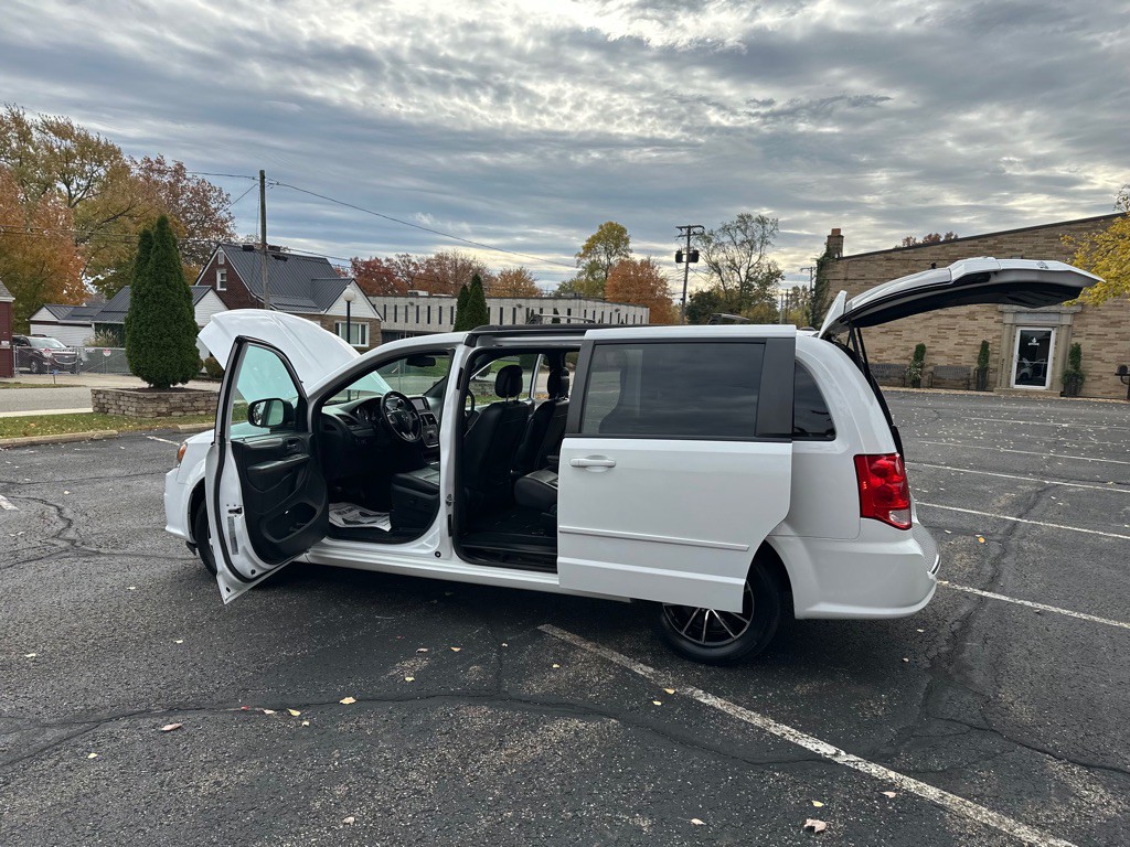 2017 Dodge Grand Caravan Image 22