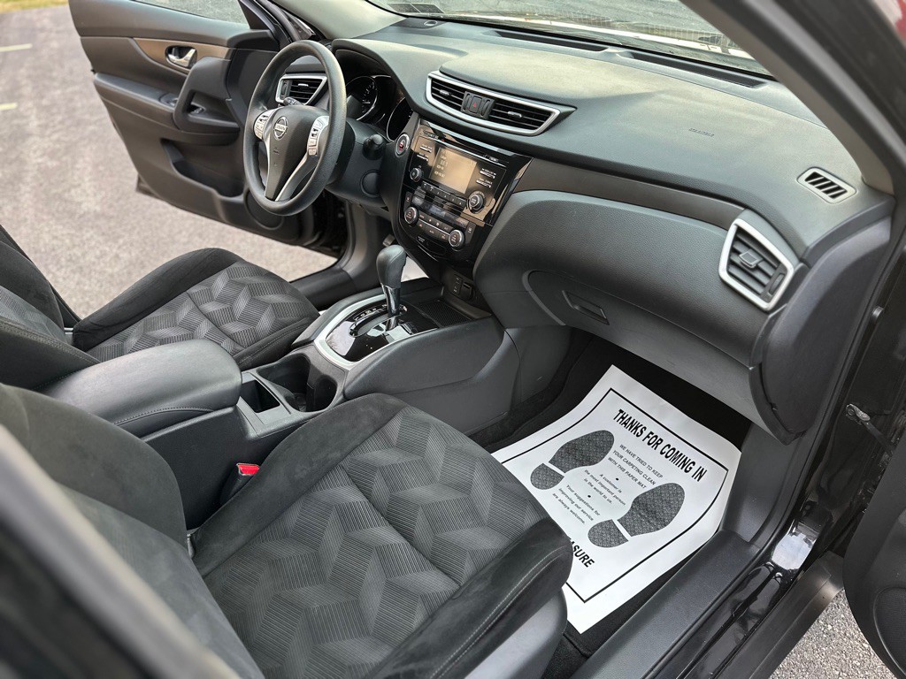 2014 Nissan Rogue Image 17