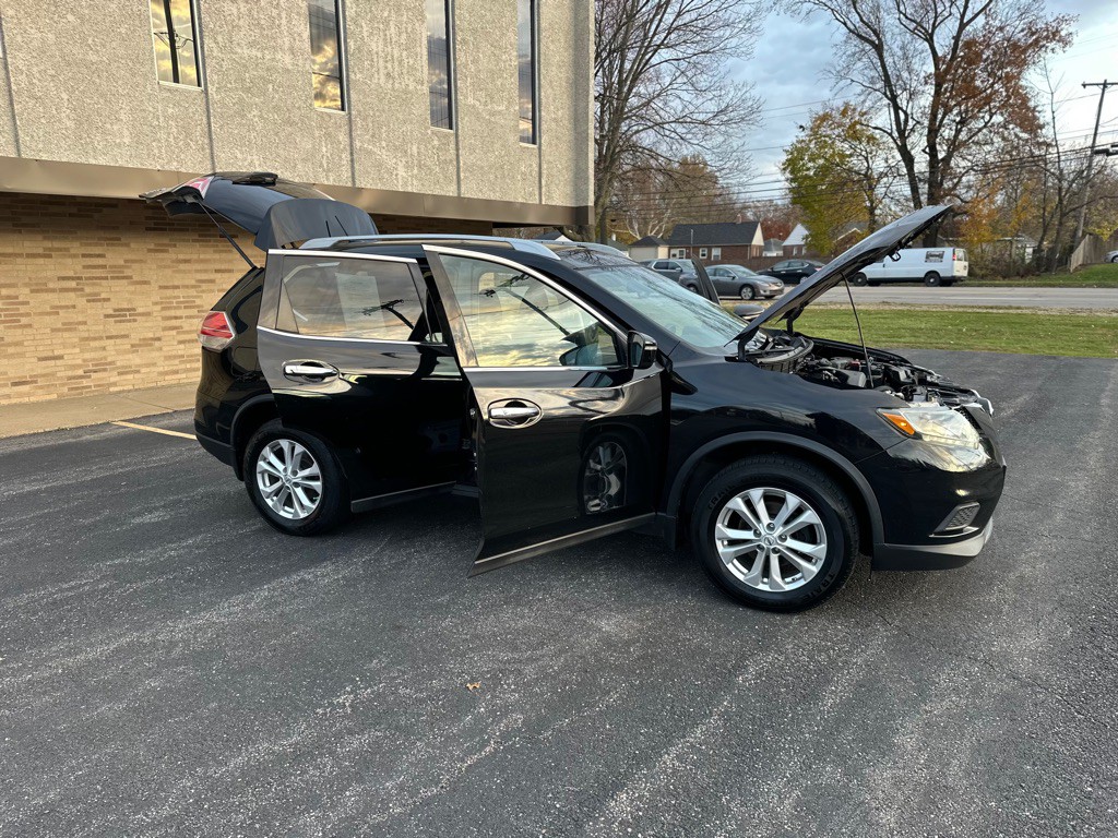 2014 Nissan Rogue Image 25