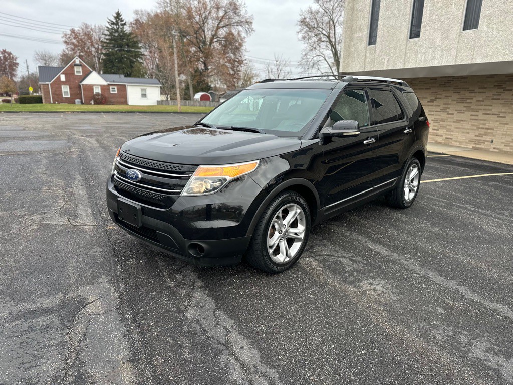 2011 Ford Explorer Image 2
