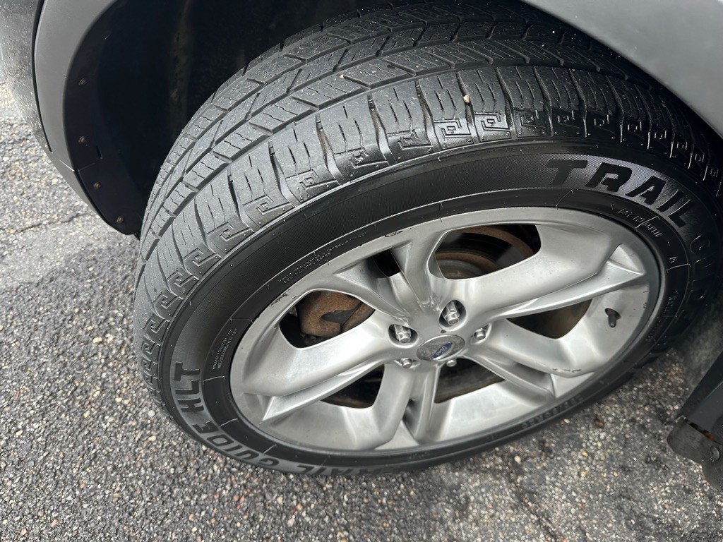 2011 Ford Explorer Image 7