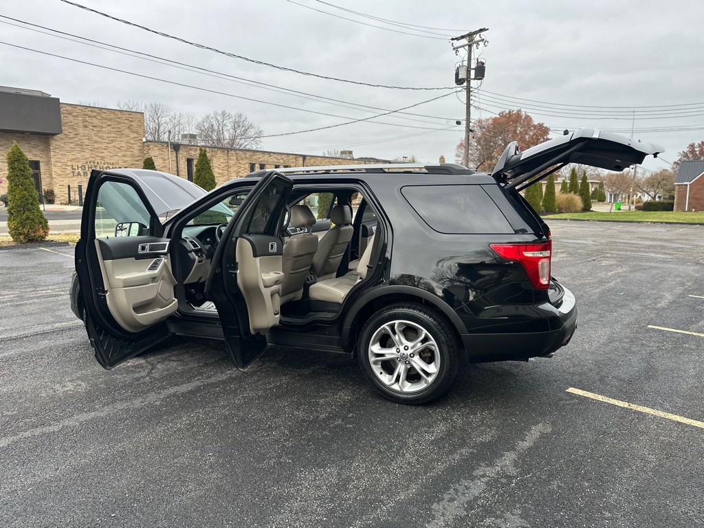 2011 Ford Explorer Image 27