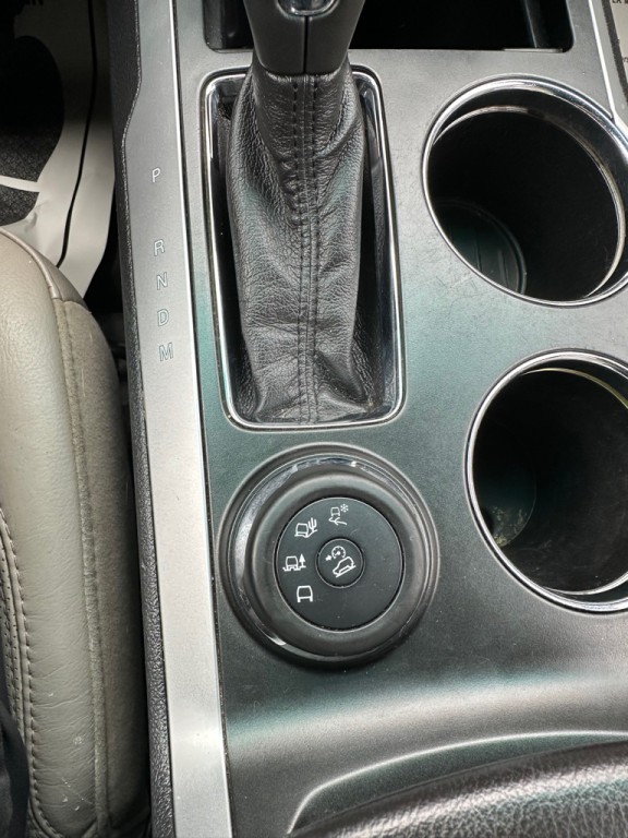 2011 Ford Explorer Image 32