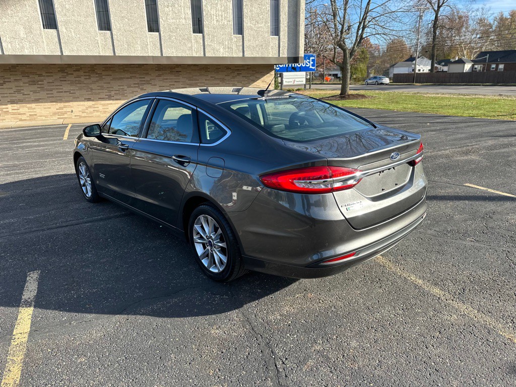 2017 Ford Fusion Image 8