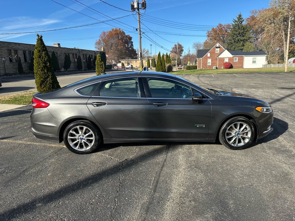 2017 Ford Fusion Image 11