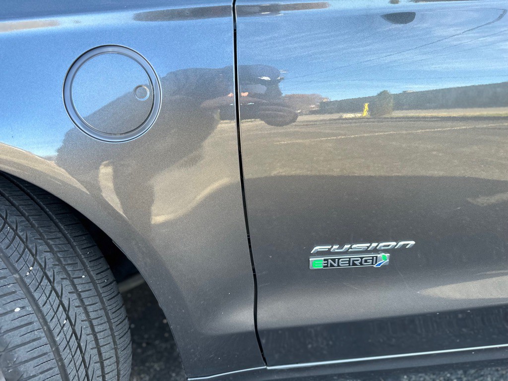 2017 Ford Fusion Image 13