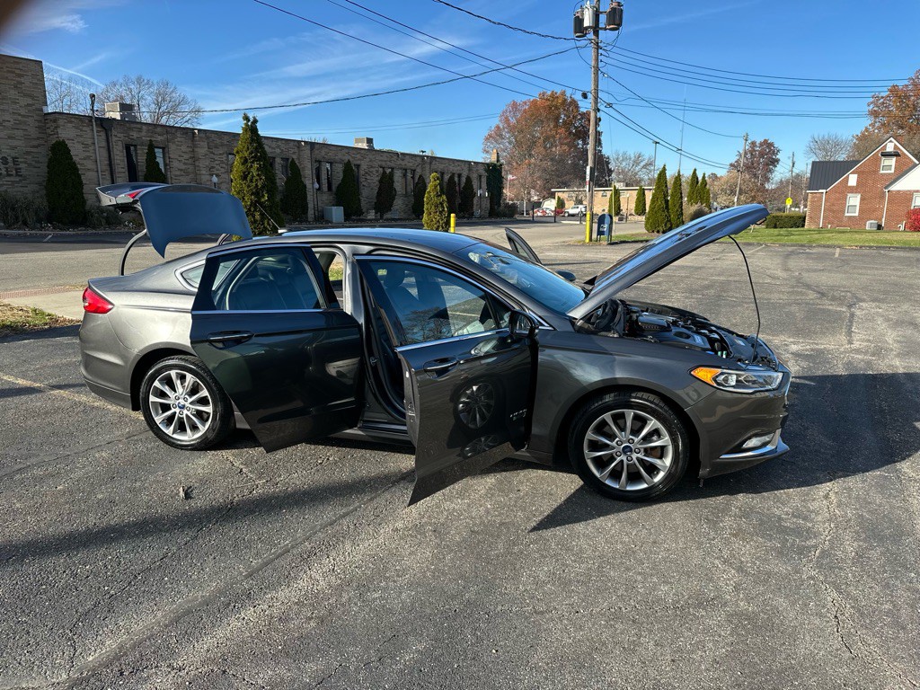 2017 Ford Fusion Image 31