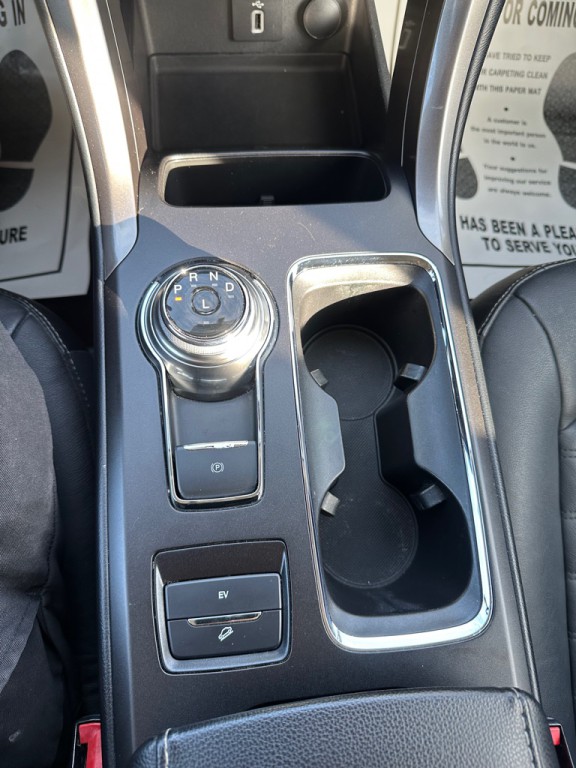 2017 Ford Fusion Image 33