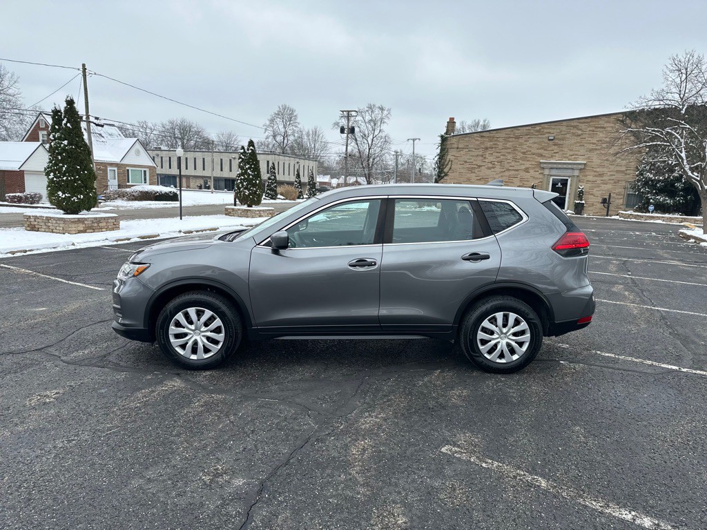 2017 Nissan Rogue Image 9