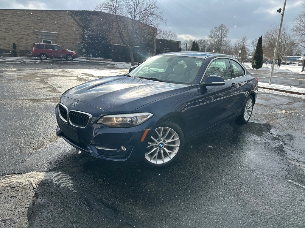 2016 BMW 2 Series Image 1