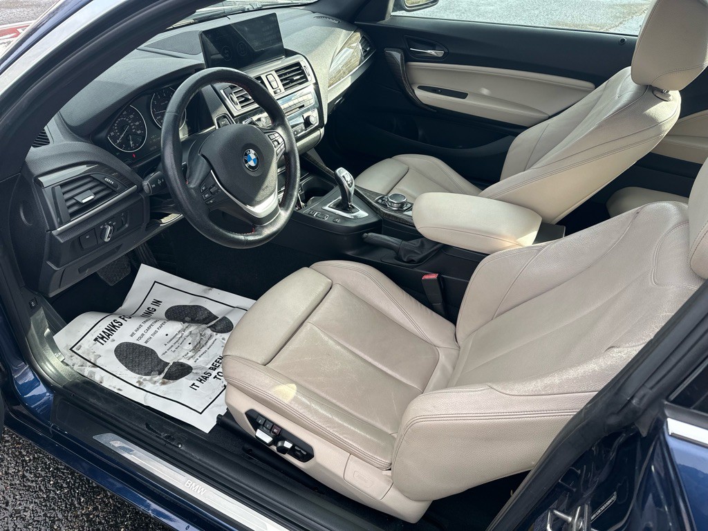 2016 BMW 2 Series Image 15