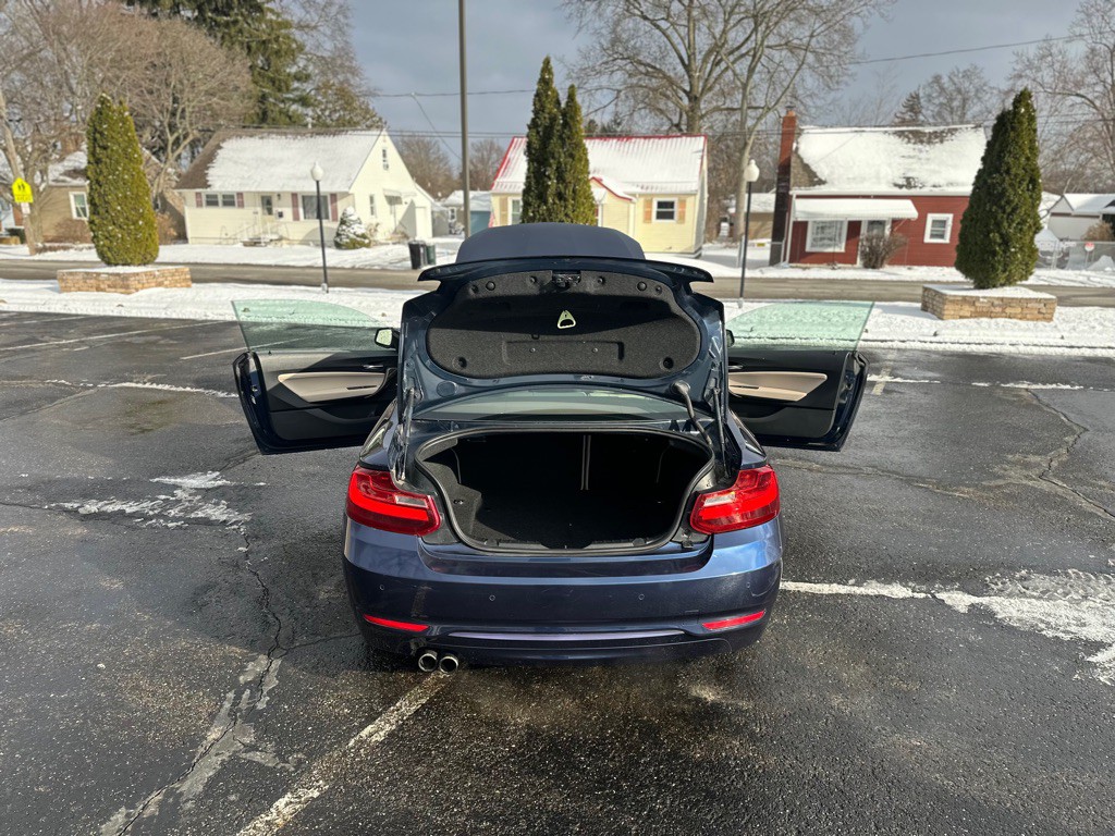 2016 BMW 2 Series Image 25