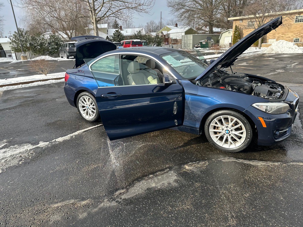 2016 BMW 2 Series Image 27